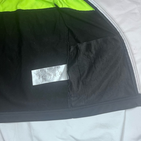 Kid’s Nike Sweater - Picture 5 of 5